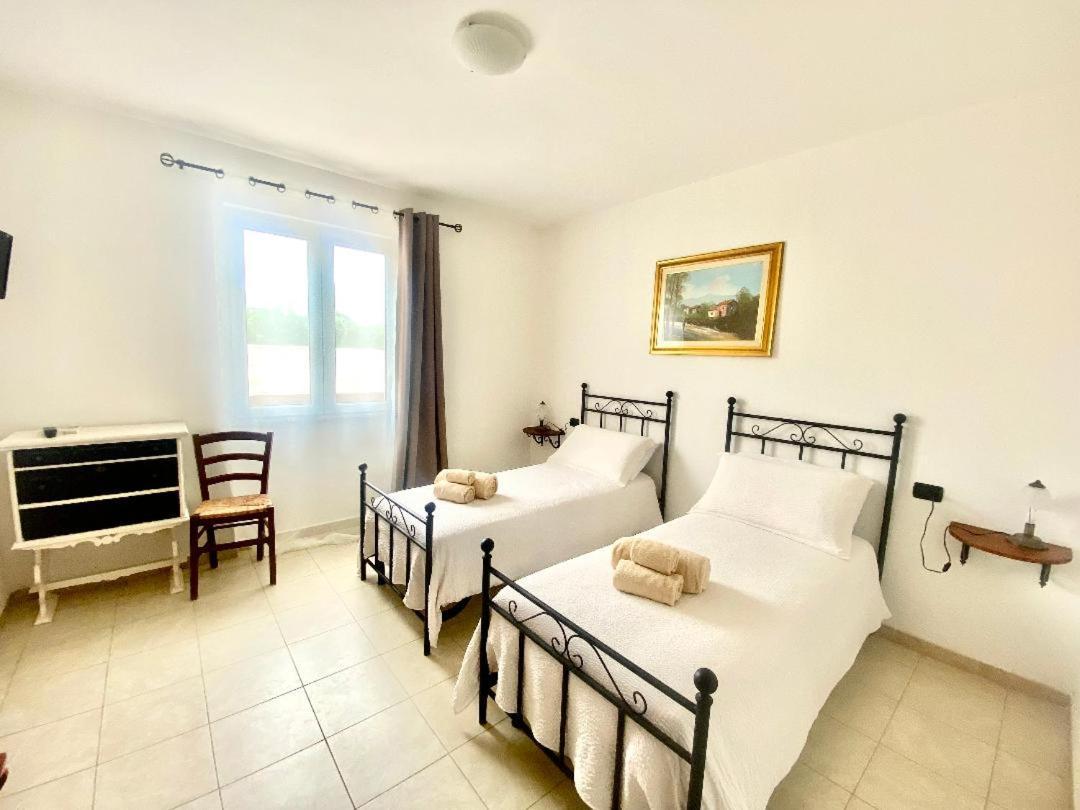 Villa Pedrosu Casa Linari Extérieur photo